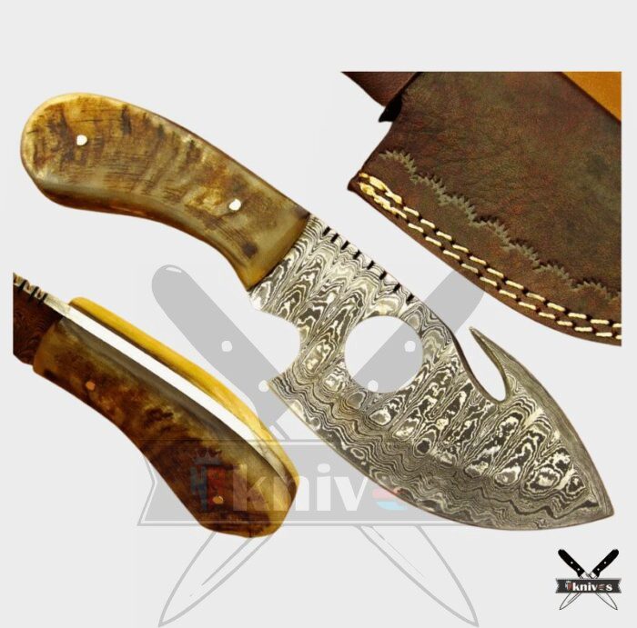 Damascus Blade Gut Hook Knife Ram Horn Handle 7 Inch