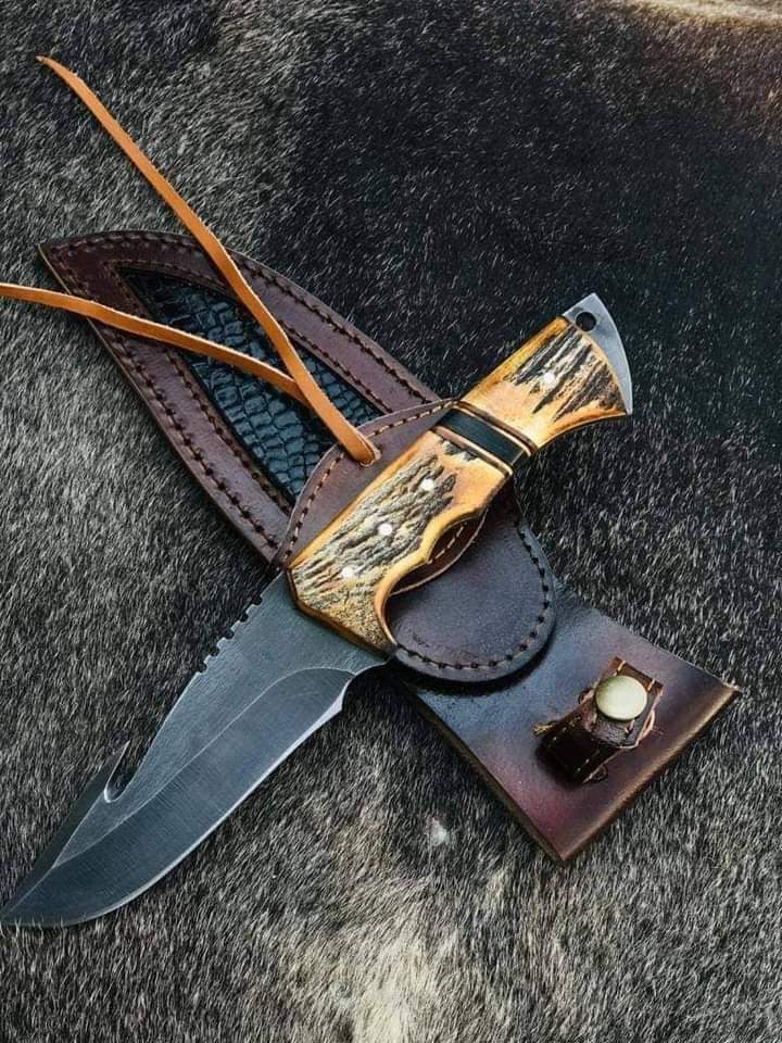 Custom Gut Hook Knives