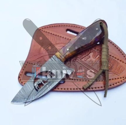 Damascus Steel Cowboy Knife With Brown Resin Handle